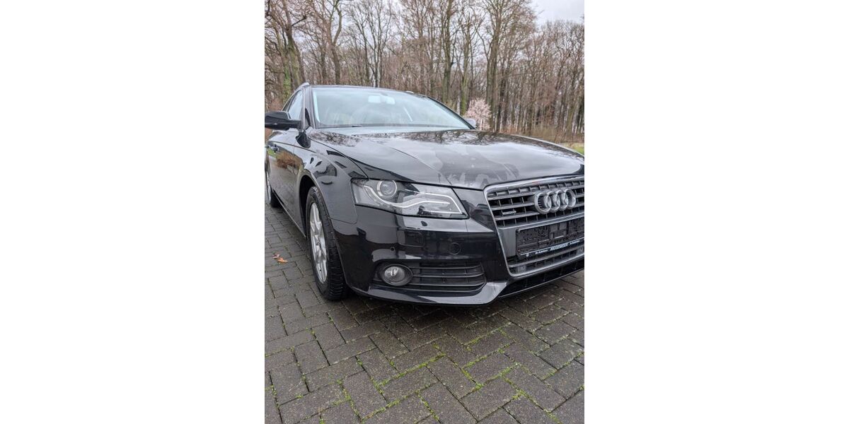 Audi A4 108.500 km 12.850 &euro; Rüthen 59602