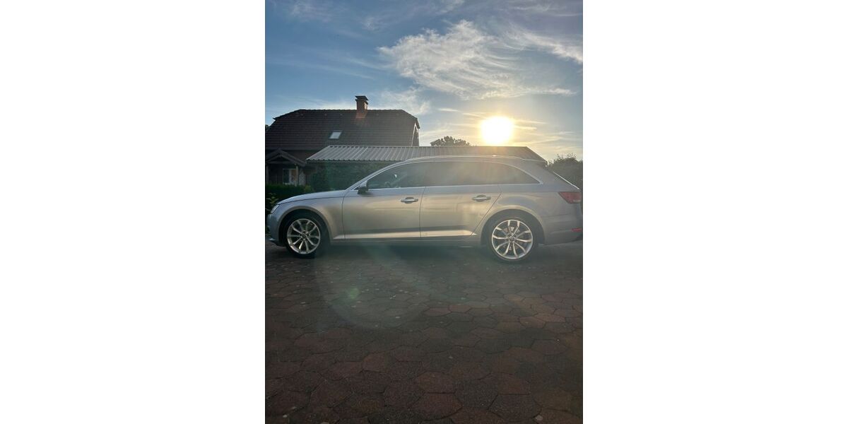 Audi A4 74.500 km 17.900 &euro; Soest 59494