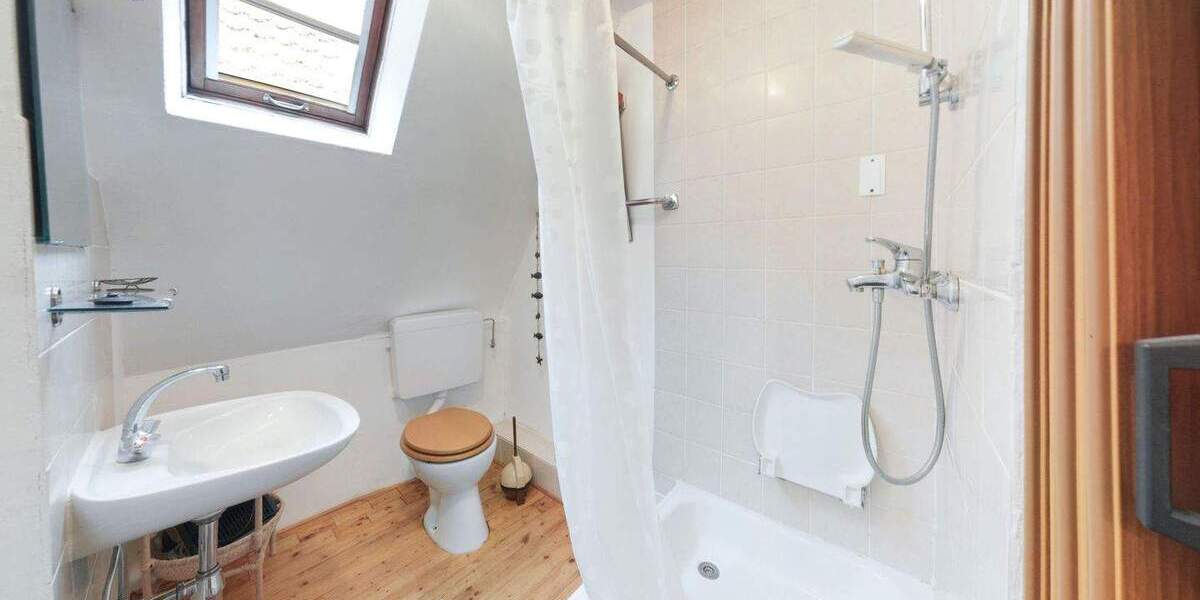 Einfamilienhaus Soest - 7 Zimmer, 215 m&sup2;, 399.000&euro; | Angebot:25685722