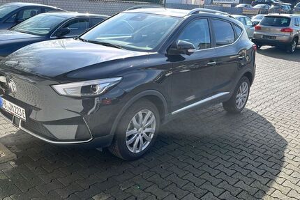 MG ZS 30.000 km 21.390 &euro; Paderborn 33102