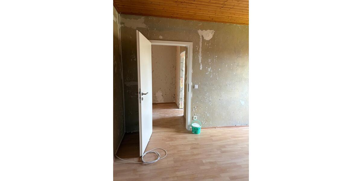 Dachgeschoßwohnung Delbrück - 2.5 Zimmer, 80 m&sup2;, 640&euro; | Angebot:26048076