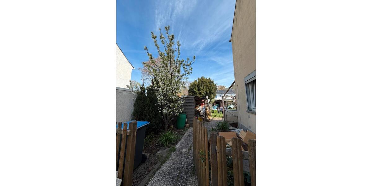 Reihenhaus Soest - 6 Zimmer, 109 m&sup2;, 290.000&euro; | Angebot:26126011