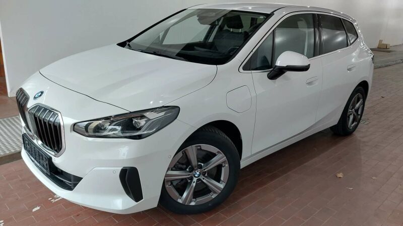 BMW 230 129.800 km 22.499 &euro; Paderborn 33100