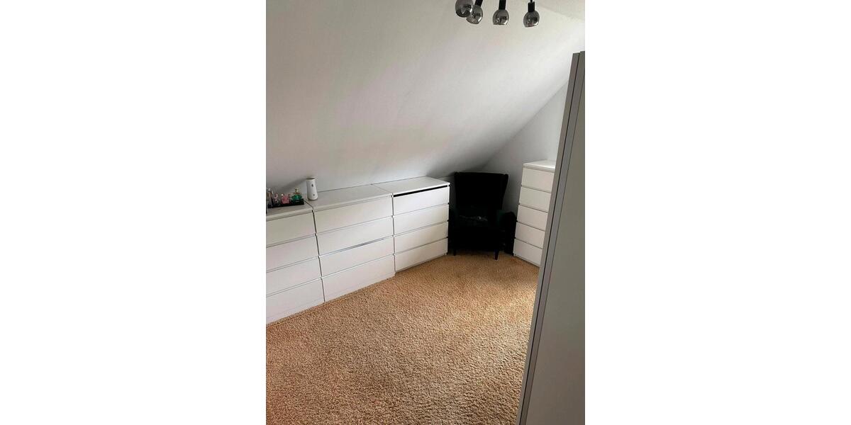 Dachgeschoßwohnung Herzebrock-Clarholz Clarholz - 4 Zimmer, 100 m&sup2;, 820&euro; | Angebot:26704297