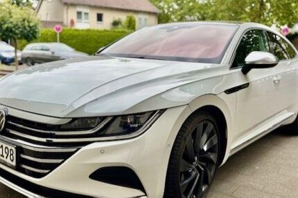 VW Arteon 133.550 km 24.400 &euro; Paderborn 33100