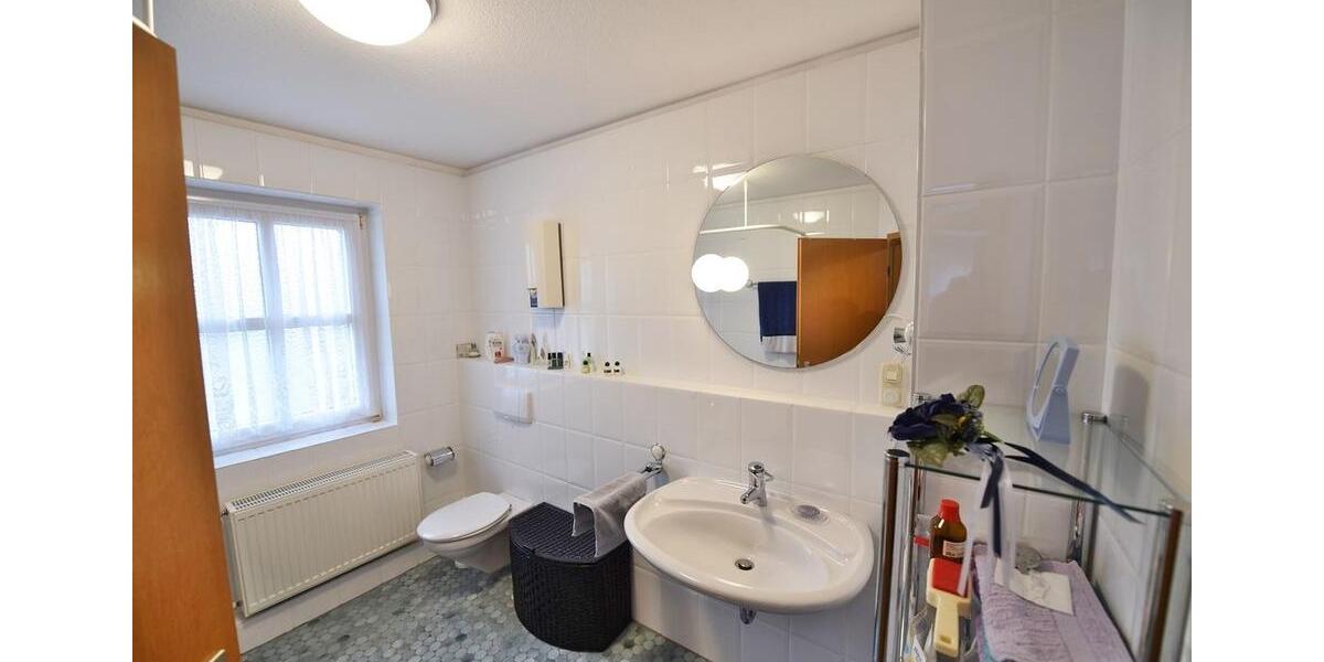 Etagenwohnung Bad Sassendorf - 2 Zimmer, 68 m&sup2;, 650&euro; | Angebot:26048099