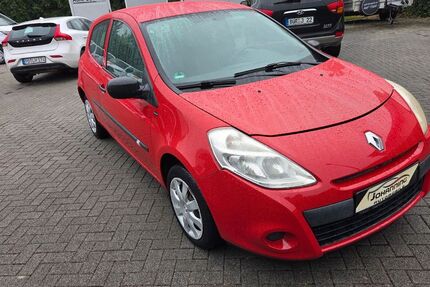 Renault Clio 134.500 km 3.499 &euro; Salzkotten 33154