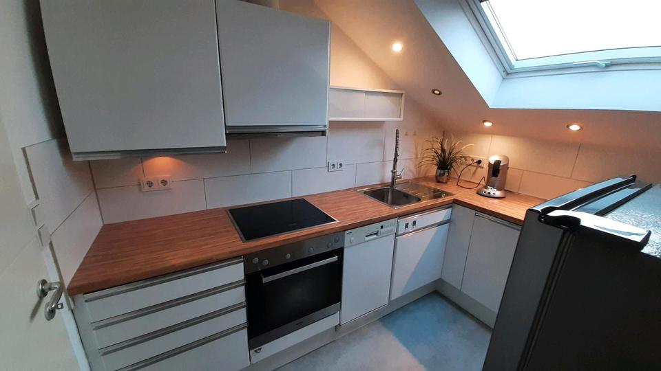 Dachgeschoßwohnung Lippstadt Overhagen - 3 Zimmer, 82 m&sup2;, 986&euro; | Angebot:25968672