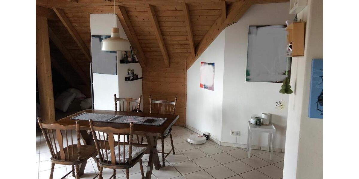 Dachgeschoßwohnung Möhnesee - 3 Zimmer, 80 m&sup2;, 800&euro; | Angebot:26549853