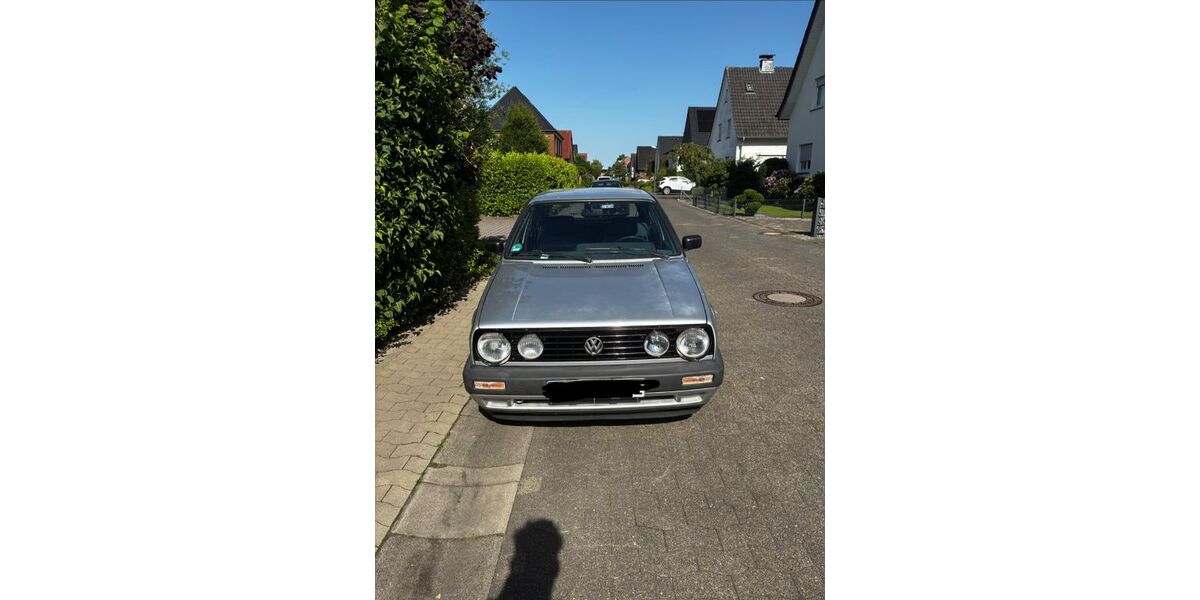 VW Golf 146.000 km 3.900 &euro; Gütersloh 33332