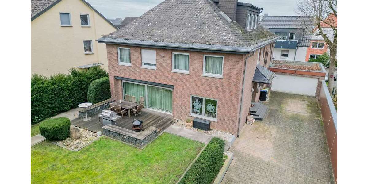 Einfamilienhaus Paderborn Univiertel - 9 Zimmer, 303 m&sup2;, 950.000&euro; | Angebot:25440575