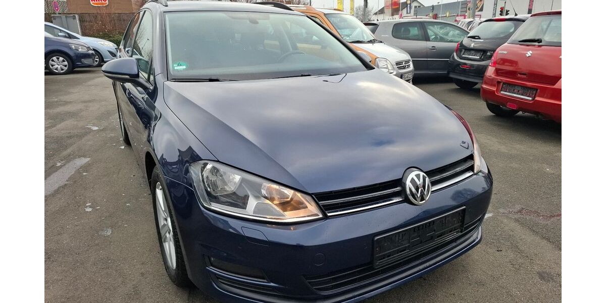 VW Golf 160.000 km 7.999 &euro; Paderborn 33100