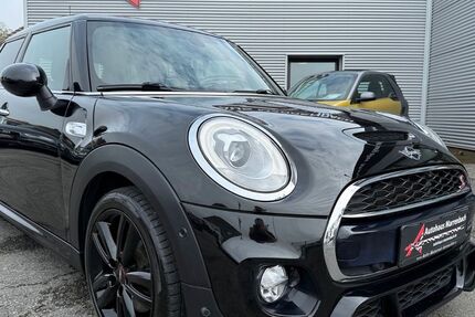 Mini Cooper S 88.000 km 17.999 &euro; Anröchte 59609