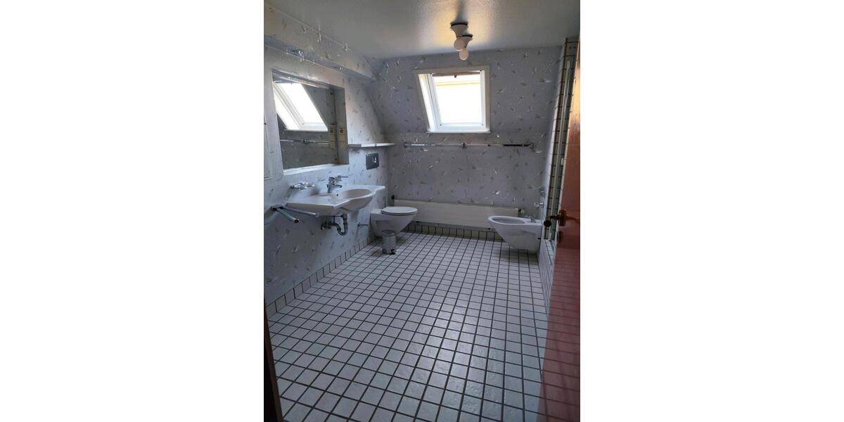 Einfamilienhaus Beckum - 8 Zimmer, 240 m&sup2;, 399.000&euro; | Angebot:26701609