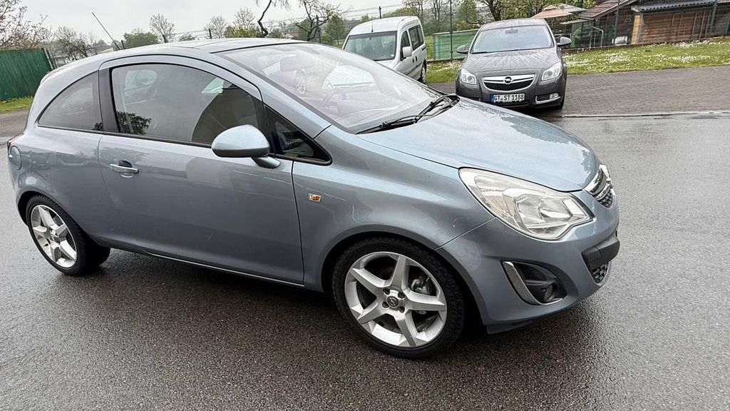 Opel Corsa 256.000 km 1.799 &euro; Rheda-Wiedenbrück 33378