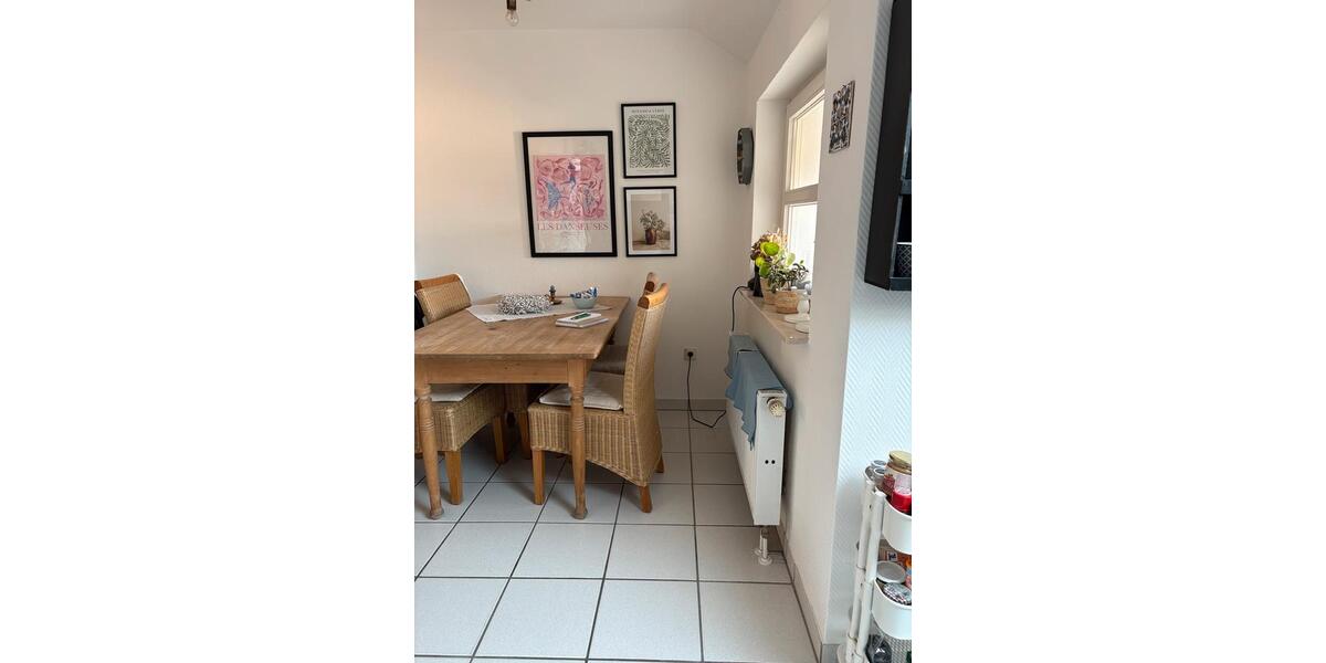 Dachgeschoßwohnung Paderborn Univiertel - 3 Zimmer, 70 m&sup2;, 1.300&euro; | Angebot:25282885