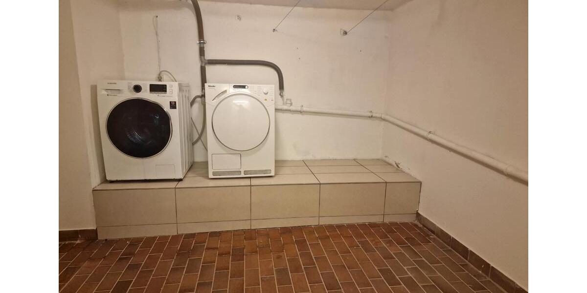 Einfamilienhaus Salzkotten - 13 Zimmer, 289 m&sup2;, 590.000&euro; | Angebot:27019256