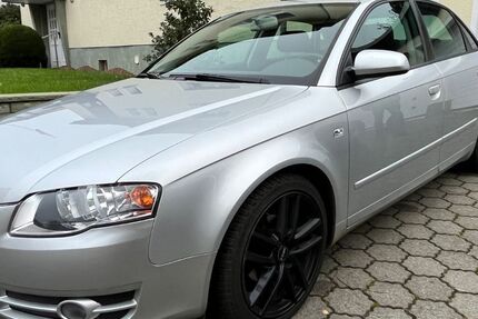 Audi A4 120.000 km 4.500 &euro; Bad Sassendorf 59505