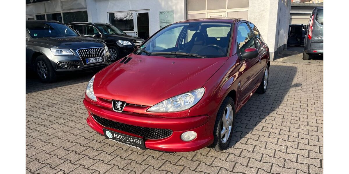 Peugeot 206 145.000 km 3.550 &euro; Paderborn 33098