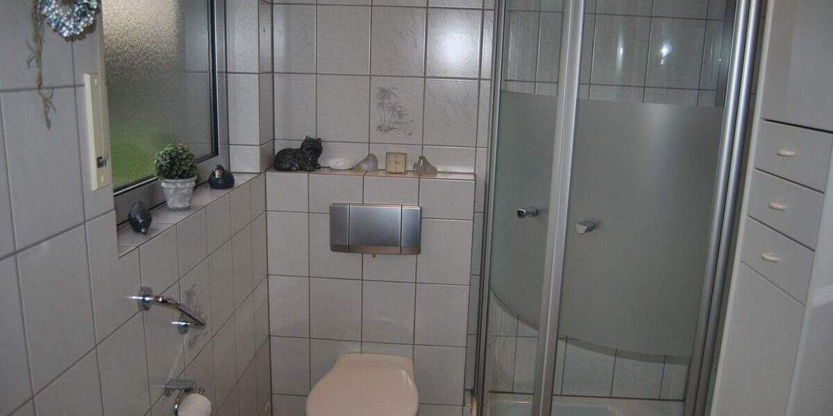 Mehrfamilienhaus, Wohnhaus Oelde - 8 Zimmer, 142 m&sup2;, 389.000&euro; | Angebot:25685724