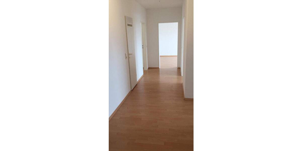 Etagenwohnung Warstein Suttrop - 3 Zimmer, 91 m&sup2;, 660&euro; | Angebot:25745254
