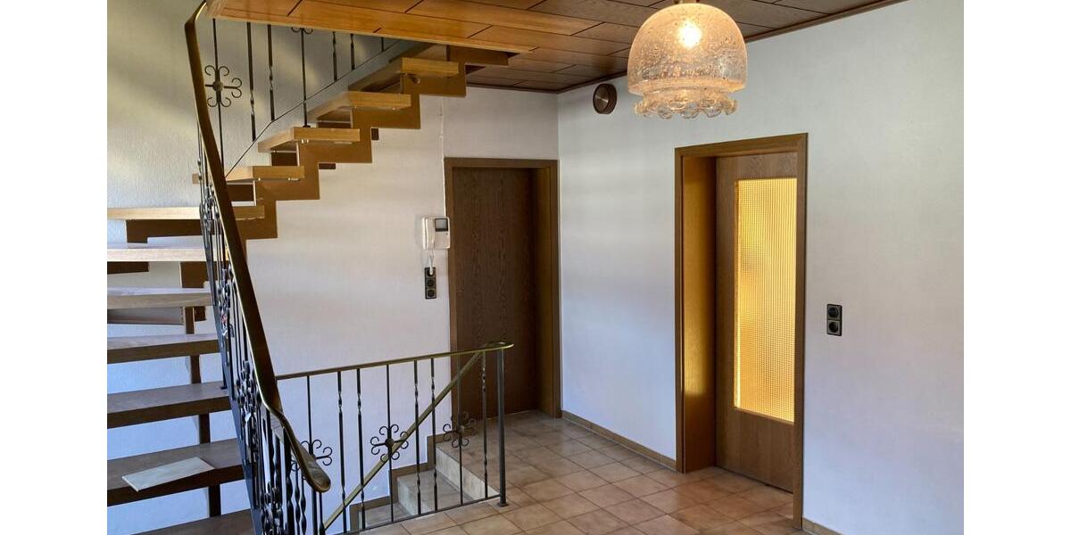 Bungalow Anröchte - 6 Zimmer, 195 m&sup2;, 398.000&euro; | Angebot:23177595