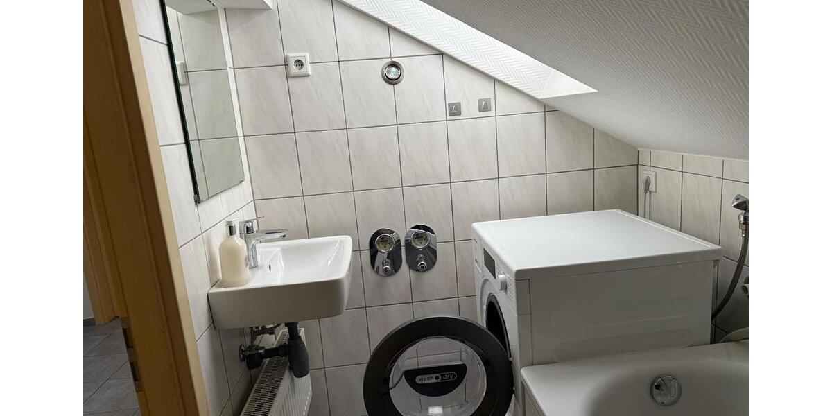 Dachgeschoßwohnung Beckum - 2 Zimmer, 48 m&sup2;, 550&euro; | Angebot:25047325