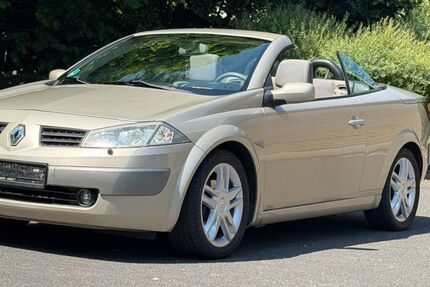 Renault Megane 153.000 km 2.699 &euro; Paderborn 33100