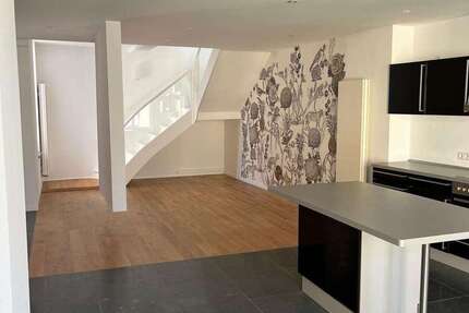 Wohnung Lippstadt - 2 Zimmer, 107 m&sup2;, 1.000&euro; | Angebot:26745200