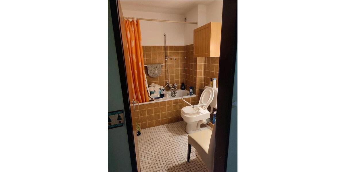 Erdgeschoßwohnung Lippstadt Overhagen - 3 Zimmer, 70 m&sup2;, 150.000&euro; | Angebot:25980343