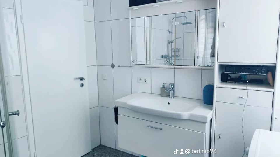 Dachgeschoßwohnung Oelde - 3 Zimmer, 76 m&sup2;, 198.000&euro; | Angebot:27290683