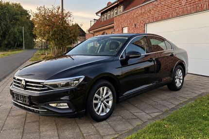 VW Passat 134.888 km 15.990 &euro; Gütersloh 33330