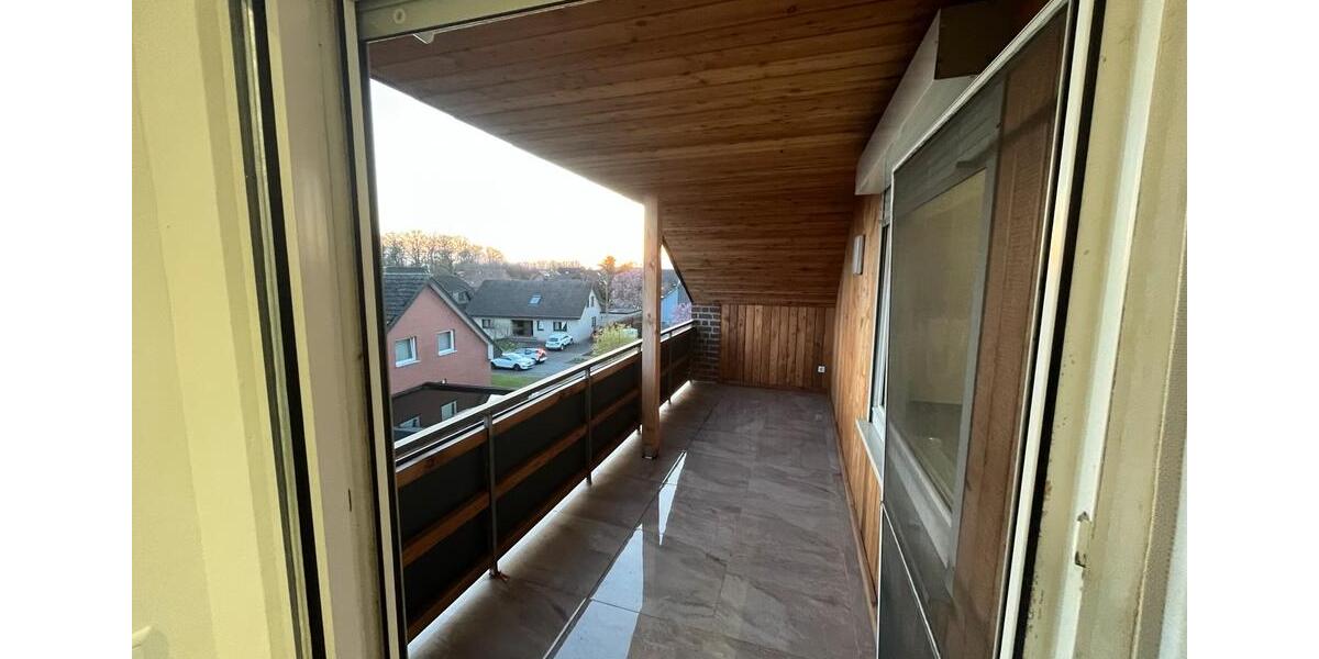 Dachgeschoßwohnung Wadersloh - 4 Zimmer, 100 m&sup2;, 850&euro; | Angebot:25812772