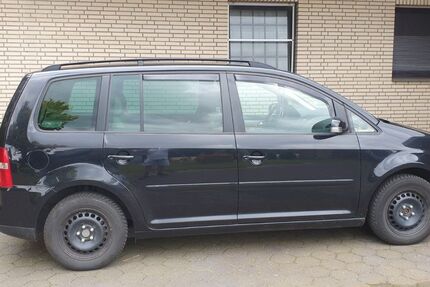 VW Touran 283.000 km 2.200 &euro; Delbrück 33129