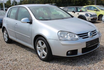 VW Golf 269.700 km 3.350 &euro; Paderborn 33106
