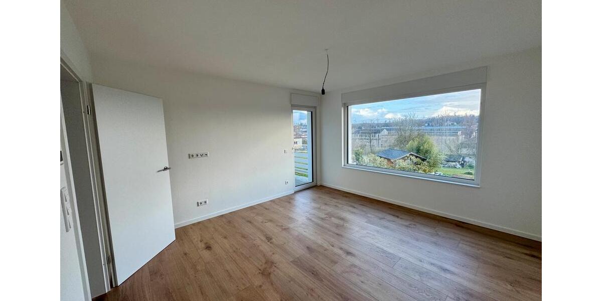 Erdgeschoßwohnung Warstein - 3 Zimmer, 81 m&sup2;, 900&euro; | Angebot:25964963