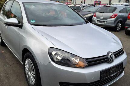 VW Golf 202.000 km 3.299 &euro; Paderborn 33100