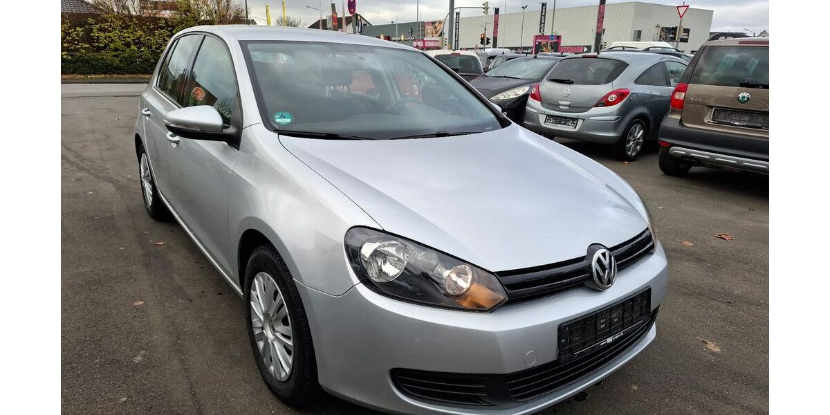 VW Golf 202.000 km 3.299 &euro; Paderborn 33100