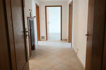 Wohnung Lippstadt - 3 Zimmer, 84 m&sup2;, 830&euro; | Angebot:26678008