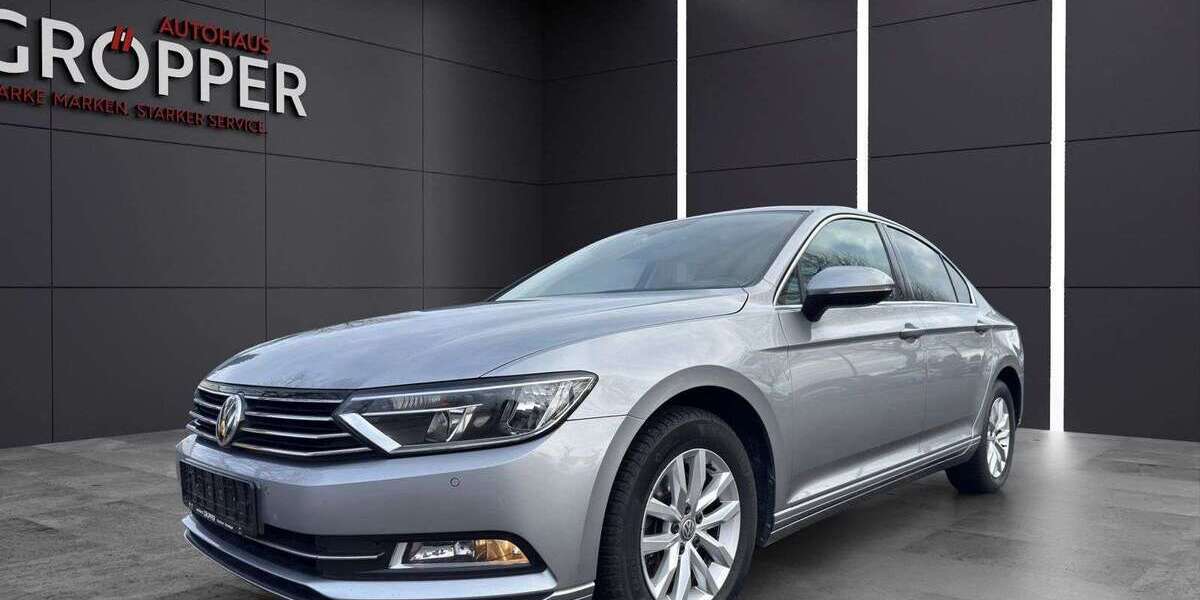 VW Passat 144.500 km 14.950 &euro; Paderborn 33104