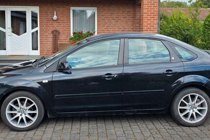 Ford Focus 171.000 km 1.200 &euro; Lippetal 59510