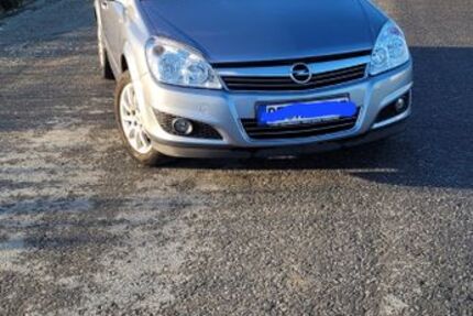 Opel Astra 82.000 km 3.599 &euro; Beckum 59269