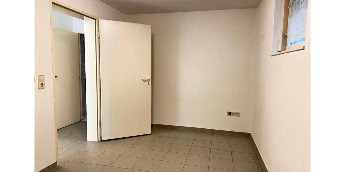 Erdgeschoßwohnung Verl - 3 Zimmer, 110 m&sup2;, 1.100&euro; | Angebot:26566426