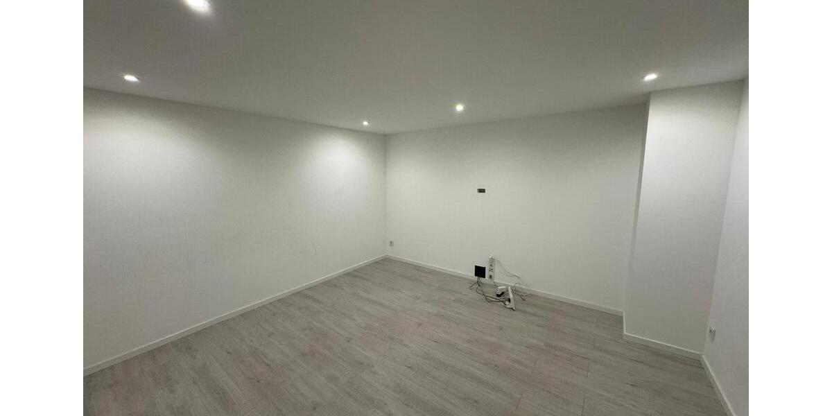 Einfamilienhaus Warstein - 8 Zimmer, 150 m&sup2;, 950&euro; | Angebot:25982315