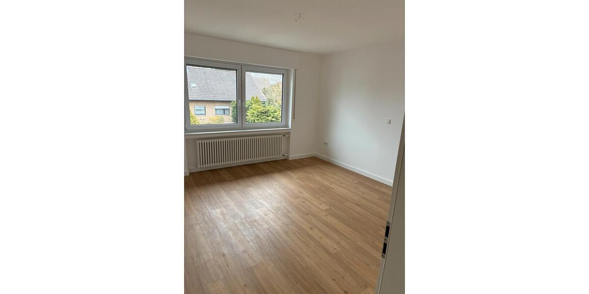 Etagenwohnung Salzkotten - 5 Zimmer, 107 m&sup2;, 1.220&euro; | Angebot:26022970