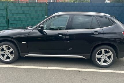 BMW X1 183.000 km 9.900 &euro; Ennigerloh 59320