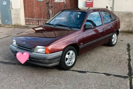 Opel Kadett 124.000 km 1.250 &euro; Lippstadt 59556