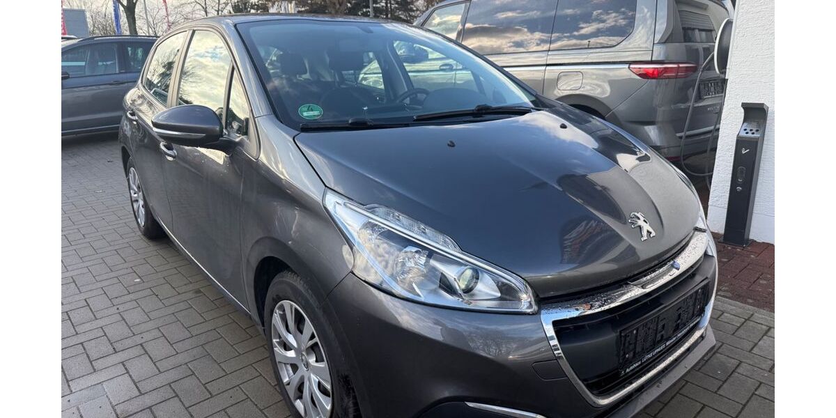Peugeot 208 60.000 km 8.990 &euro; Soest 59494