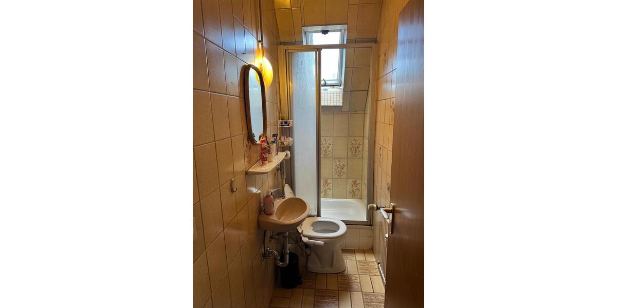 Dachgeschoßwohnung Gütersloh - 4 Zimmer, 90 m&sup2;, 855&euro; | Angebot:26001858