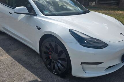 Tesla Model 3 64.000 km 28.900 &euro; Gütersloh 33332